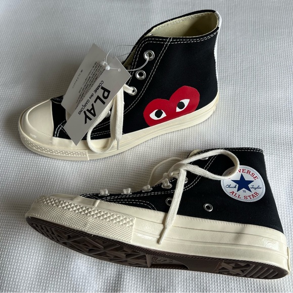 Converse x Comme des Garçons PLAY Chuck 70 Sneakers - Picture 11 of 13